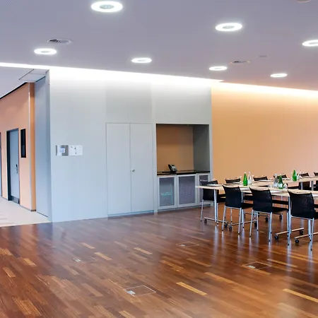 Hotel Messe By Ihg