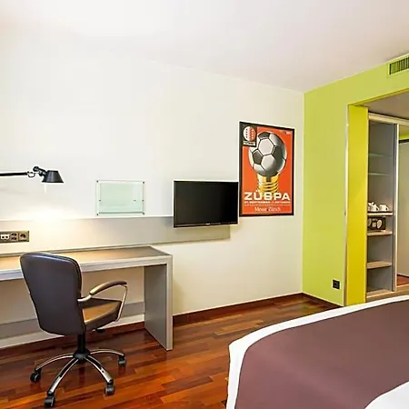 Messe, An Ihg 4*