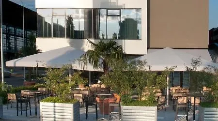 Hotel Messe By Ihg 4*