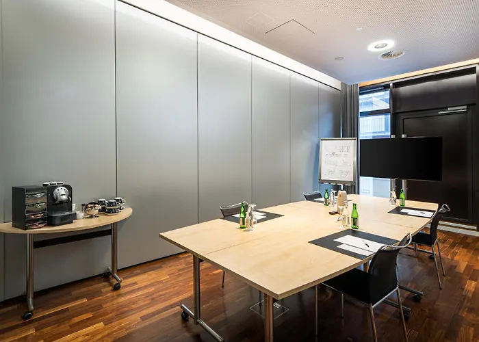 Messe By Ihg Hotell Zürich