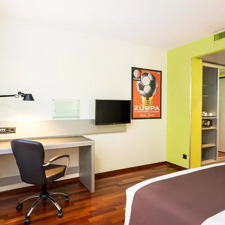 Hotel Messe By Ihg 4*